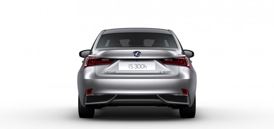  Lexus IS300h 2013 года  (фото 24 из 26)